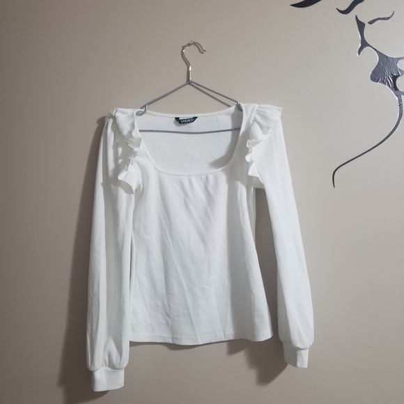 Tops, dresses - Picture 3 of 5